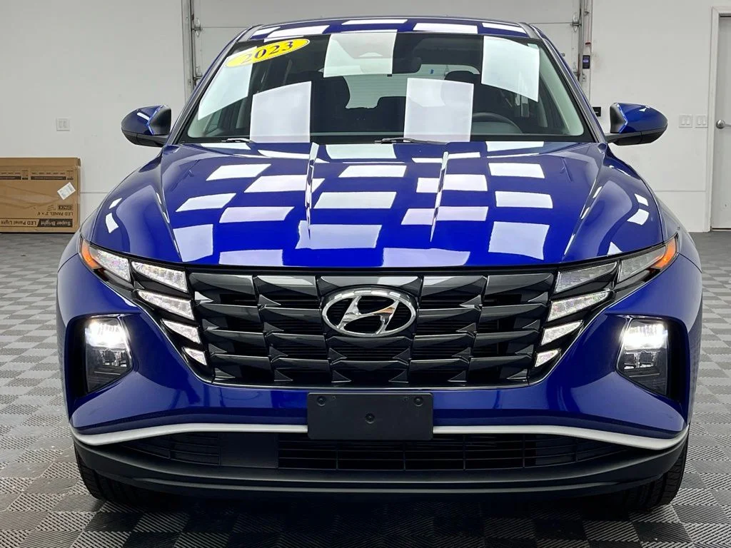Used 2023 Blue Hyundai SE image 14