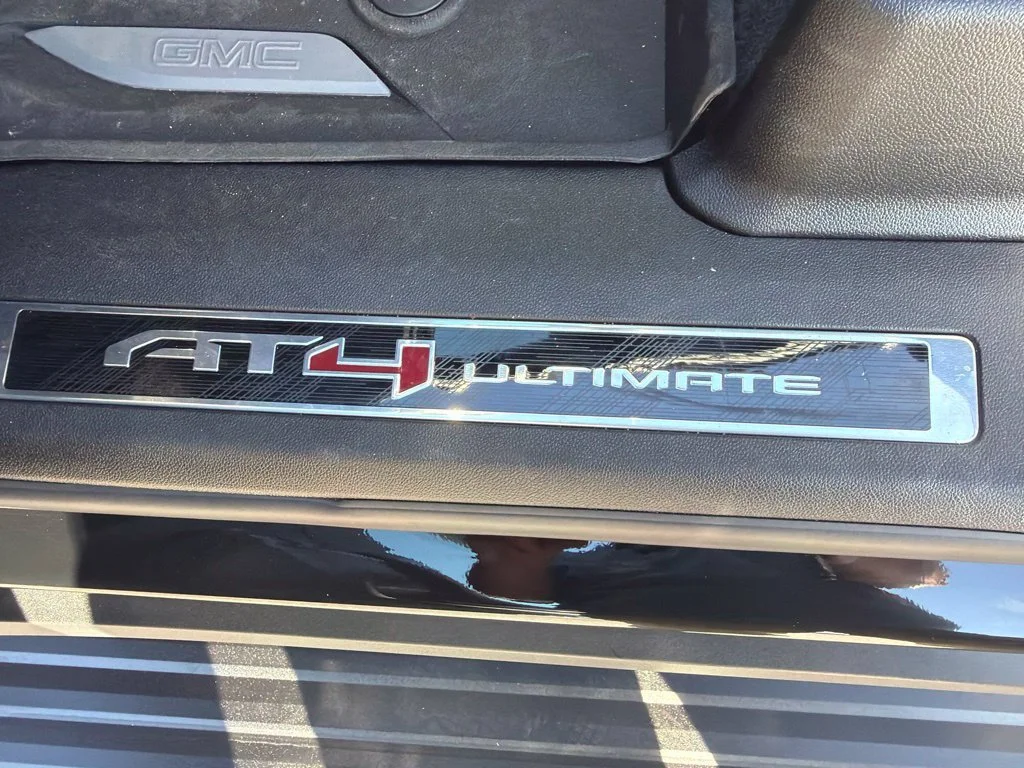 New 2026 Onyx Black GMC AT4 Ultimate image 34