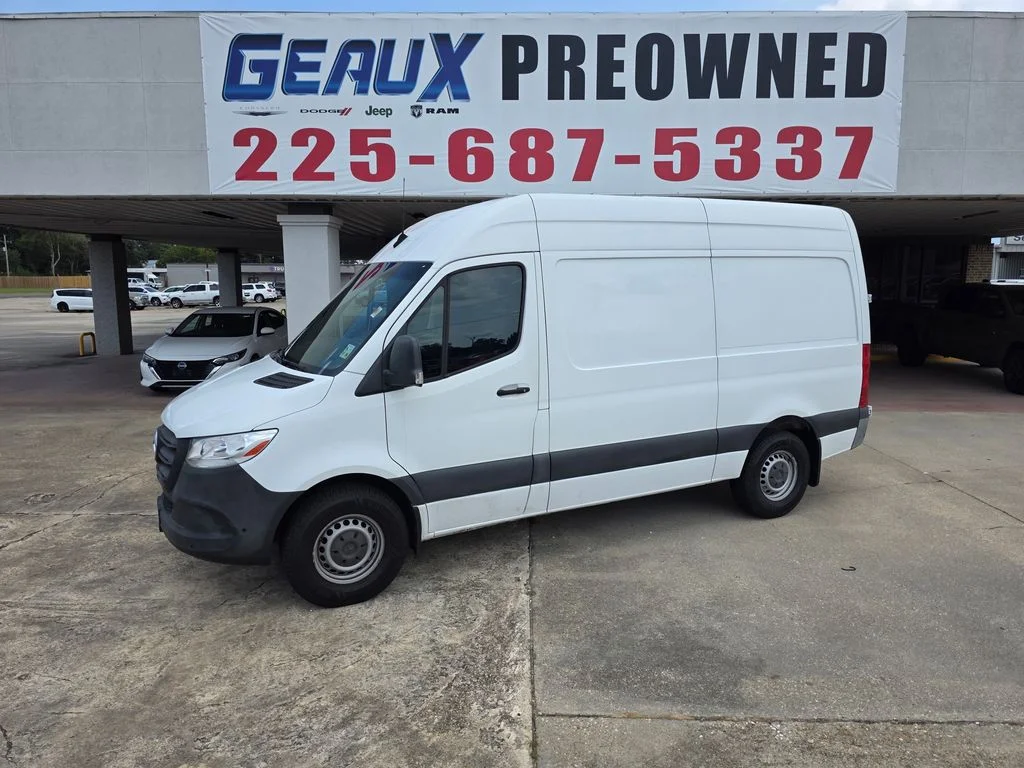 Used 2021 White Mercedes-Benz Cargo 144 WB image 1