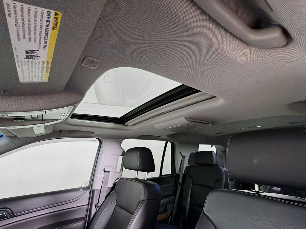 Used 2017 Black Chevrolet Premier image 23