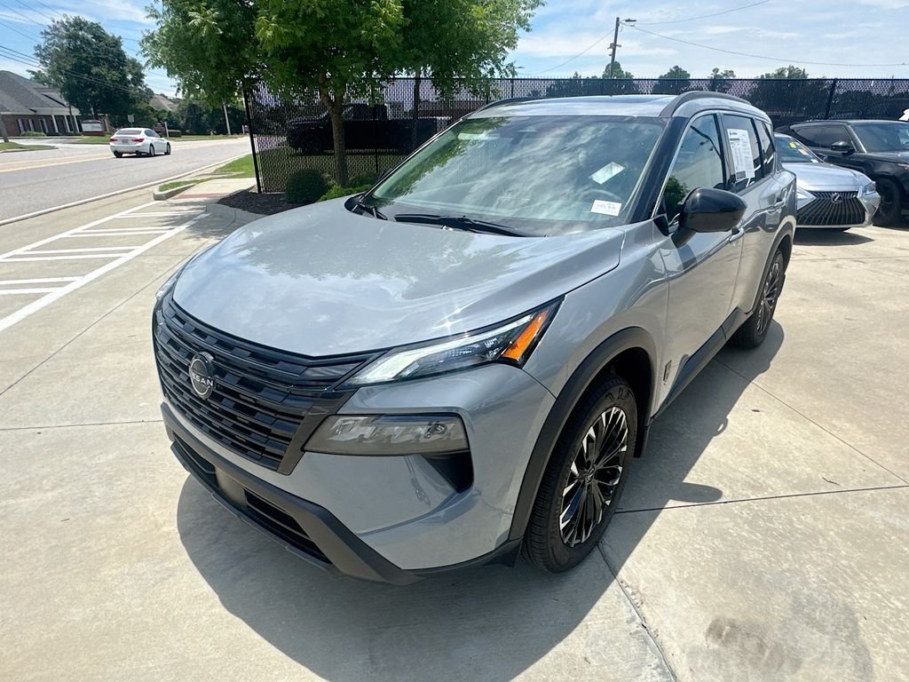 Used 2026 Gray Nissan Dark Armor image 5
