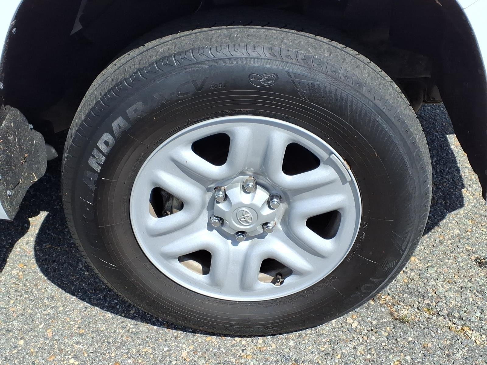 Used 2024 Ice Cap Toyota SR image 5