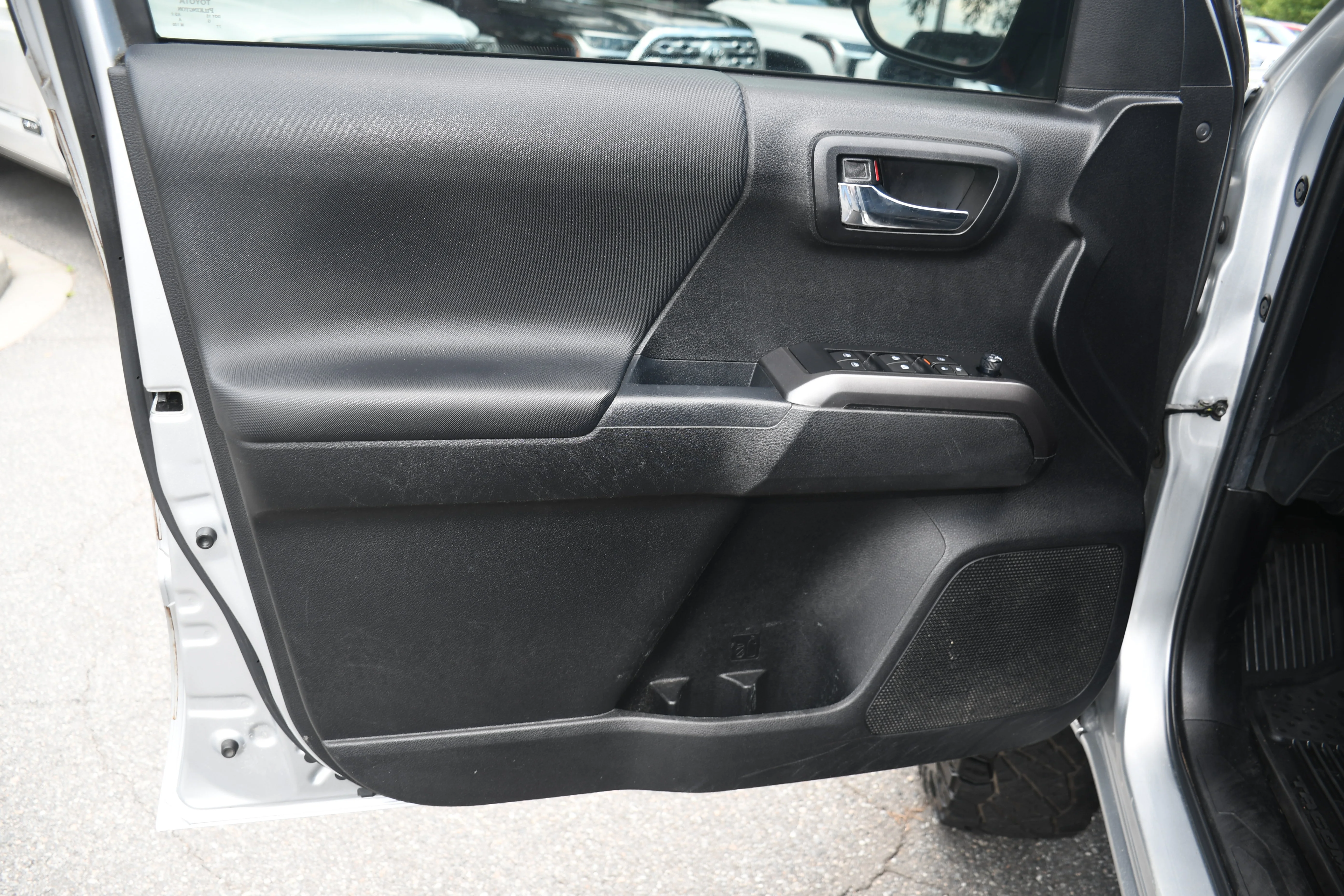 Used 2022 Silver Toyota TRD Off-Road image 9