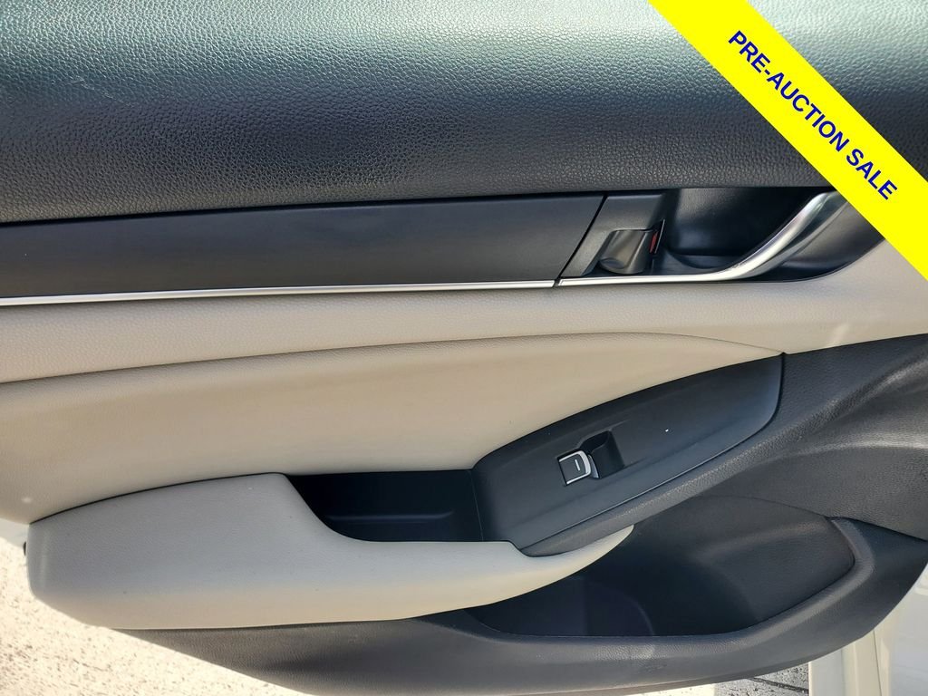 Used 2021 White Honda LX image 13
