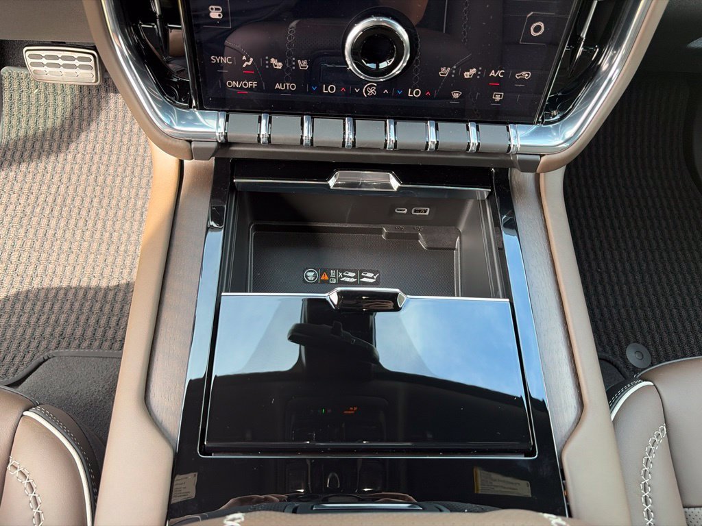 New 2026 Glacier White Tricoat GMC Denali Ultimate image 41