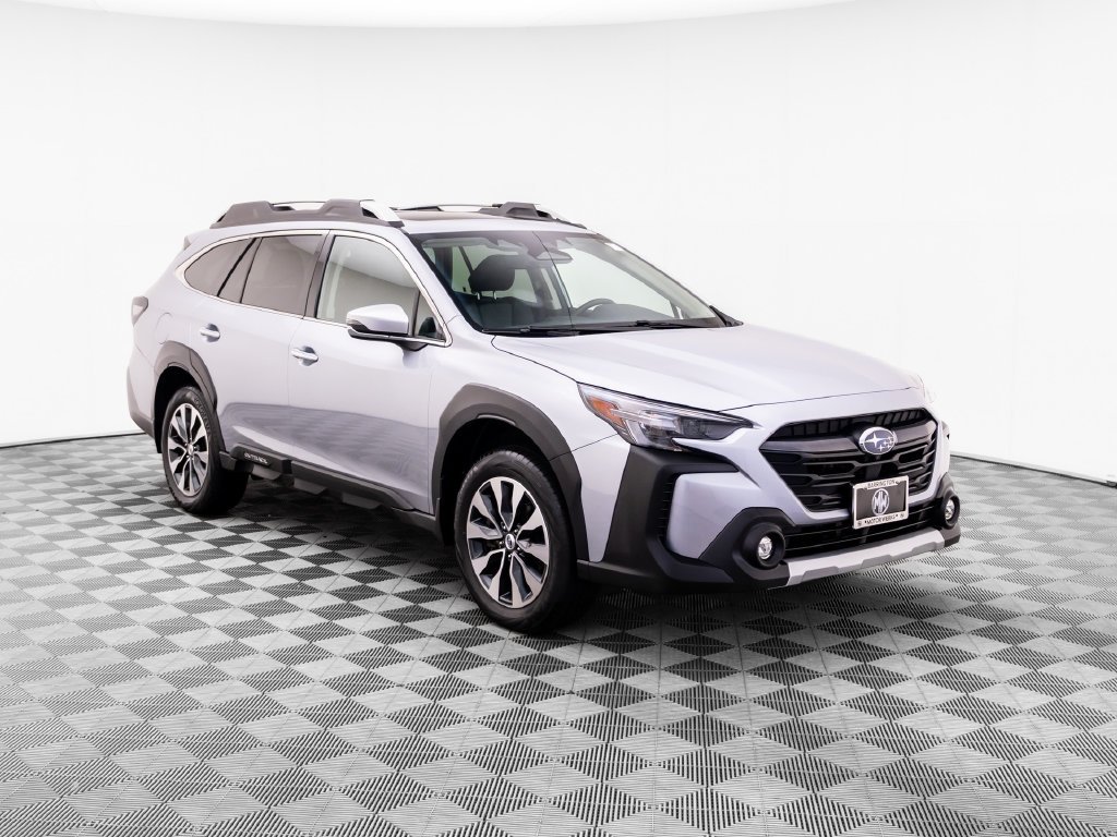 Used 2024 Ice Silver Metallic Subaru Touring image 10