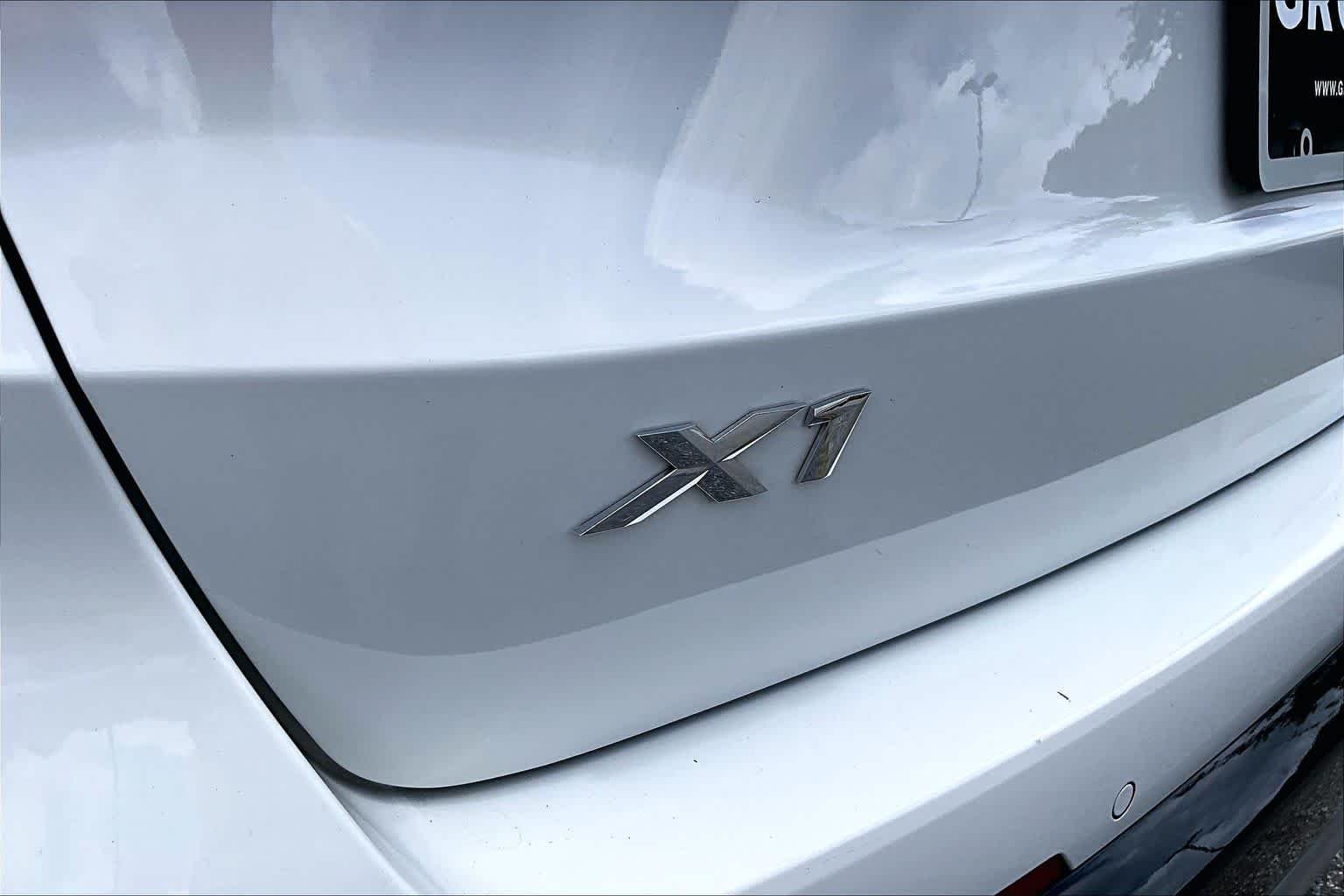 Certified Used 2023 Alpine White BMW xDrive28i image 31