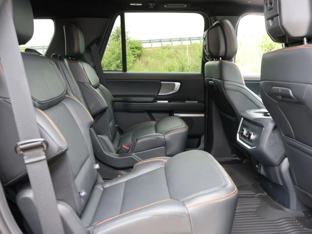New 2026 Agate Black Metallic Ford Tremor® image 13