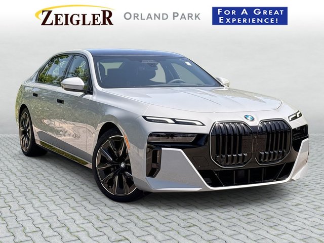 2026 BMW 740i