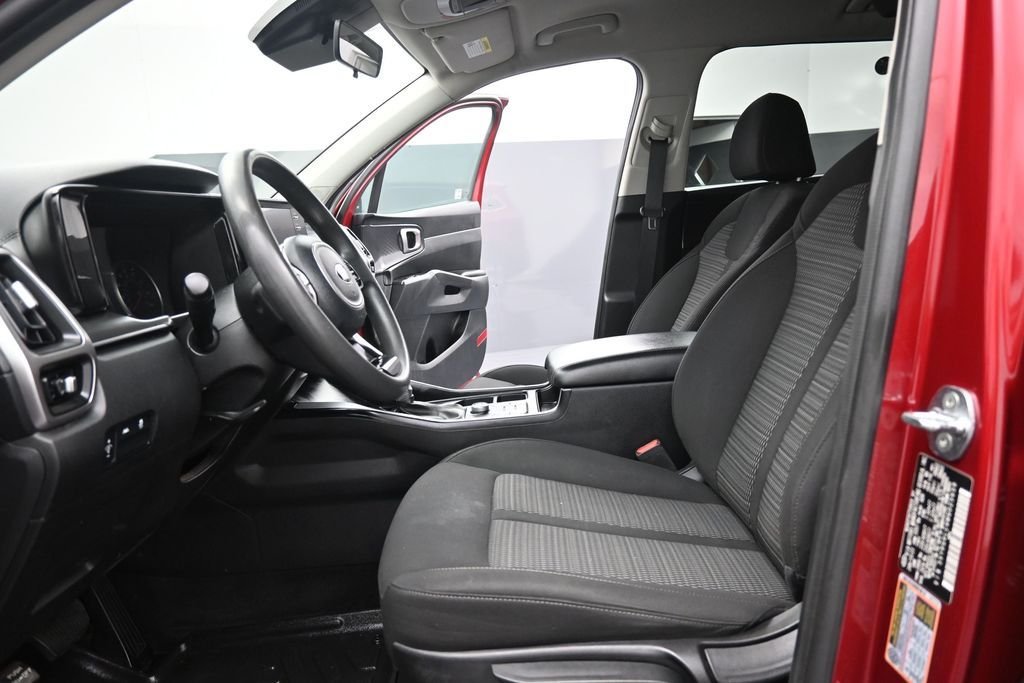 Used 2021 Passion Red Tintcoat Kia LX image 10