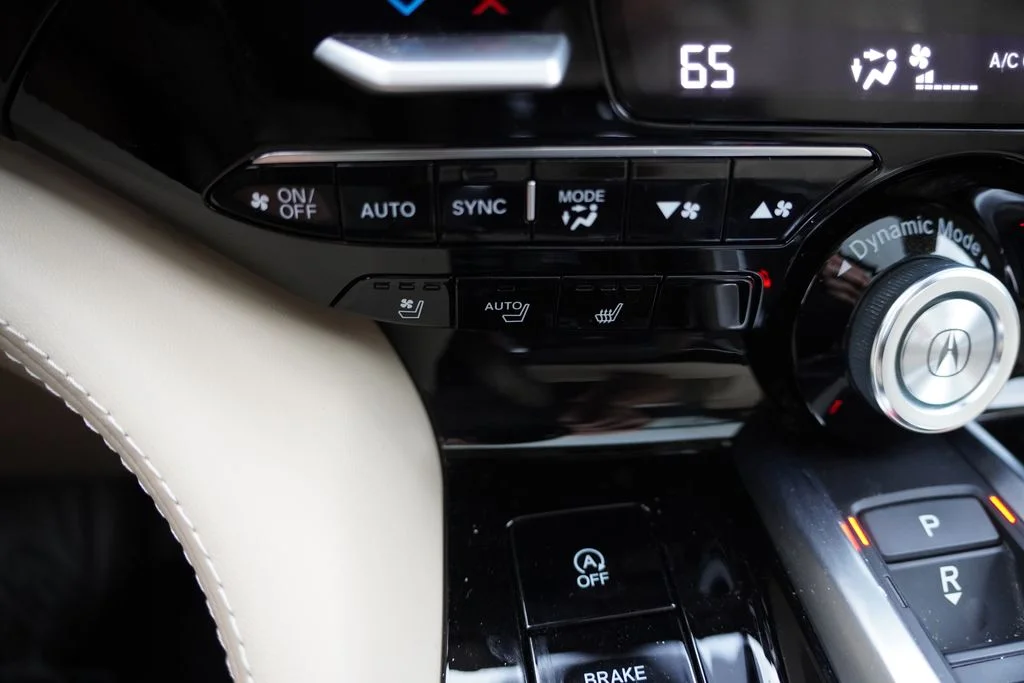 Used 2024  Acura Advance image 7