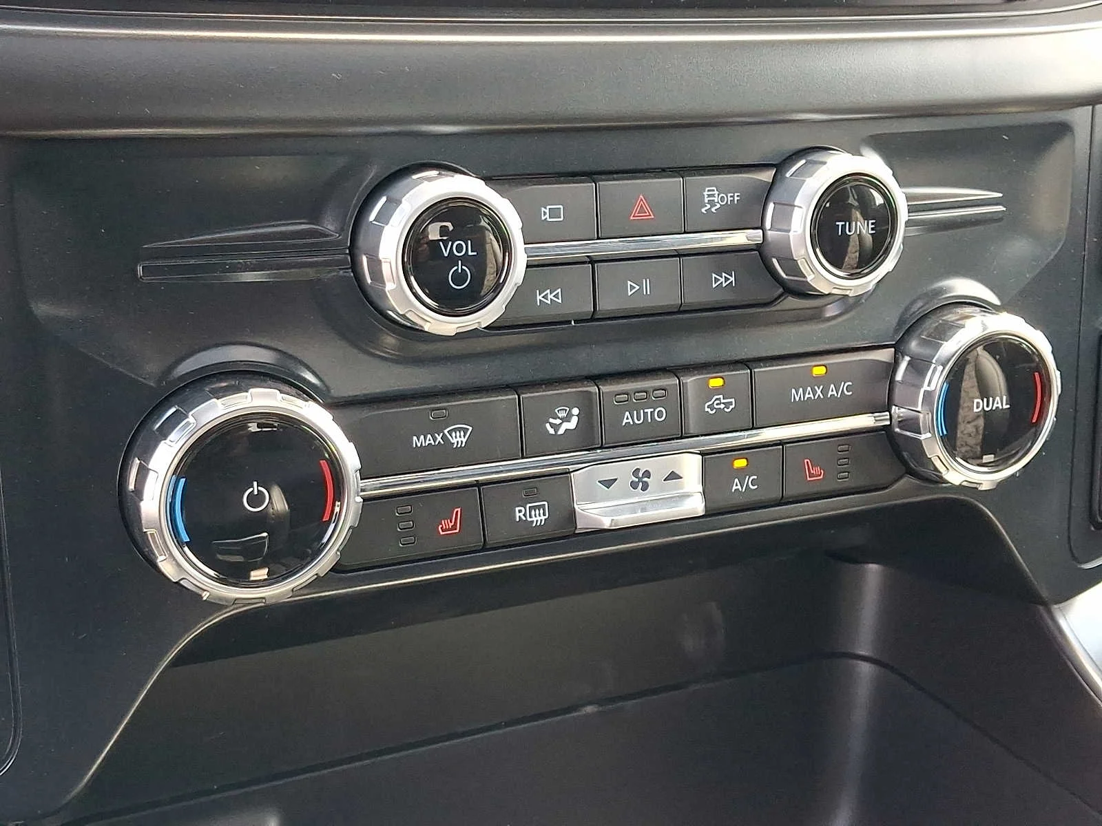 Used 2026 Avalanche Ford Tremor image 16