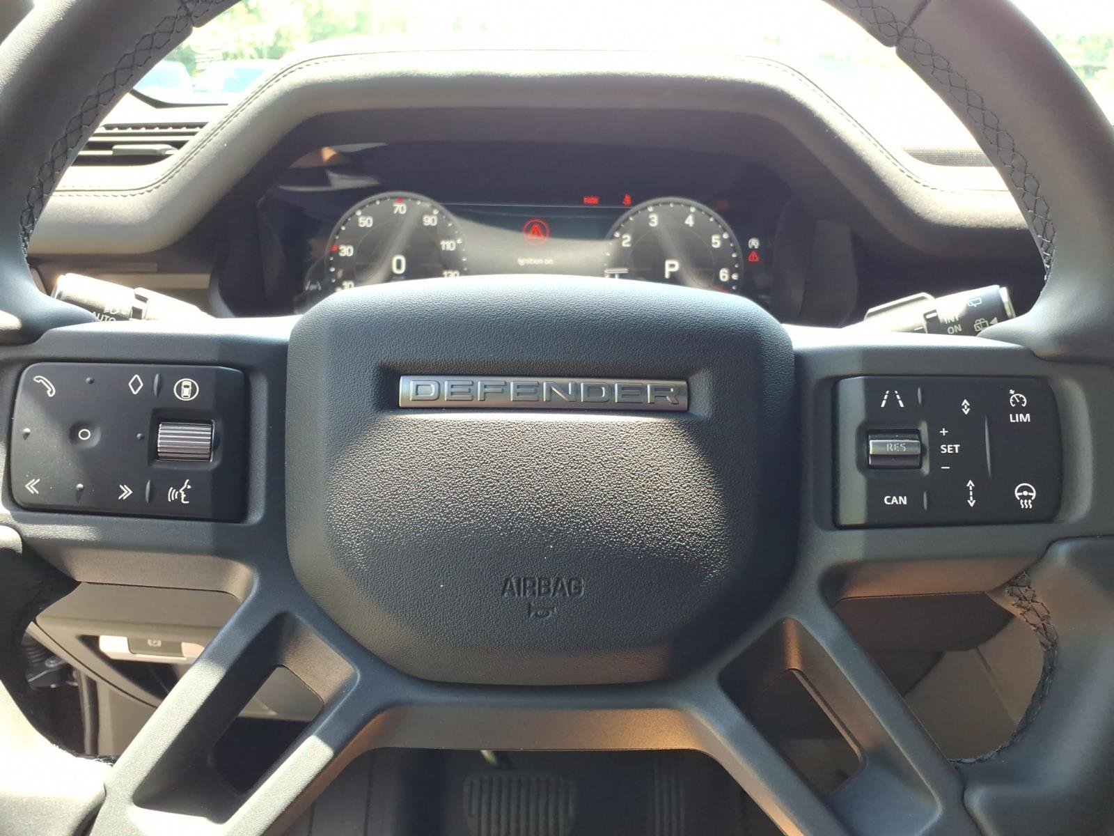 New 2026 Santorini Black Land Rover 110 X-Dynamic SE image 11