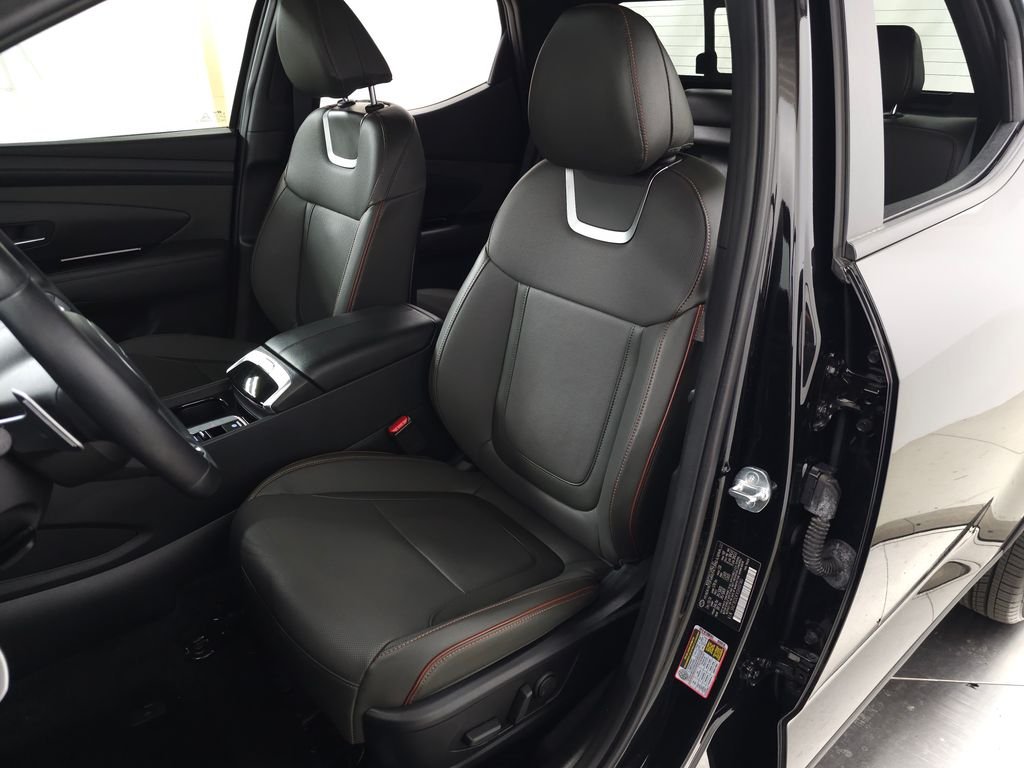 2025 Hyundai Santa Cruz Limited - Photo 18
