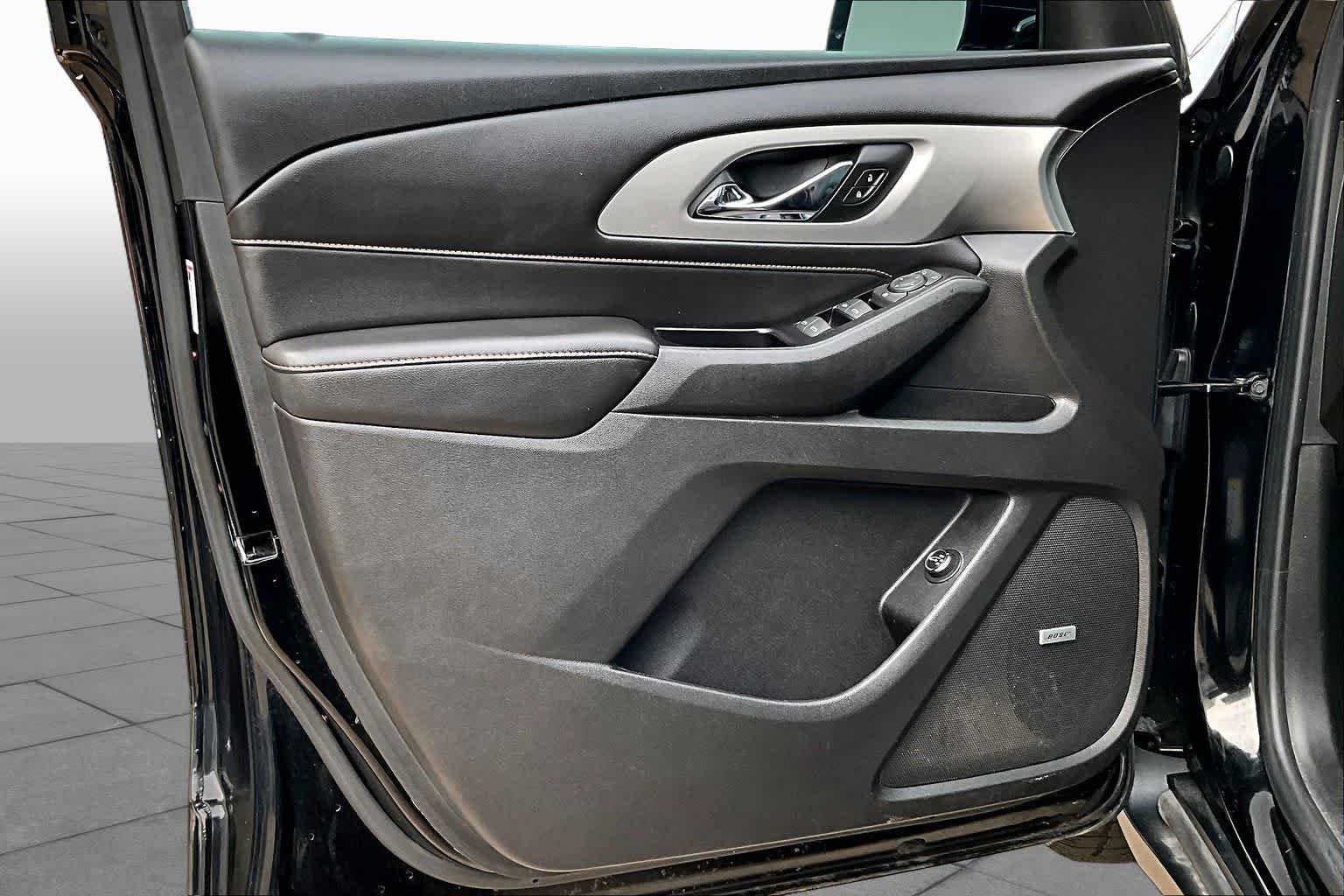 Used 2018 Mosaic Black Metallic Chevrolet LT Leather image 21
