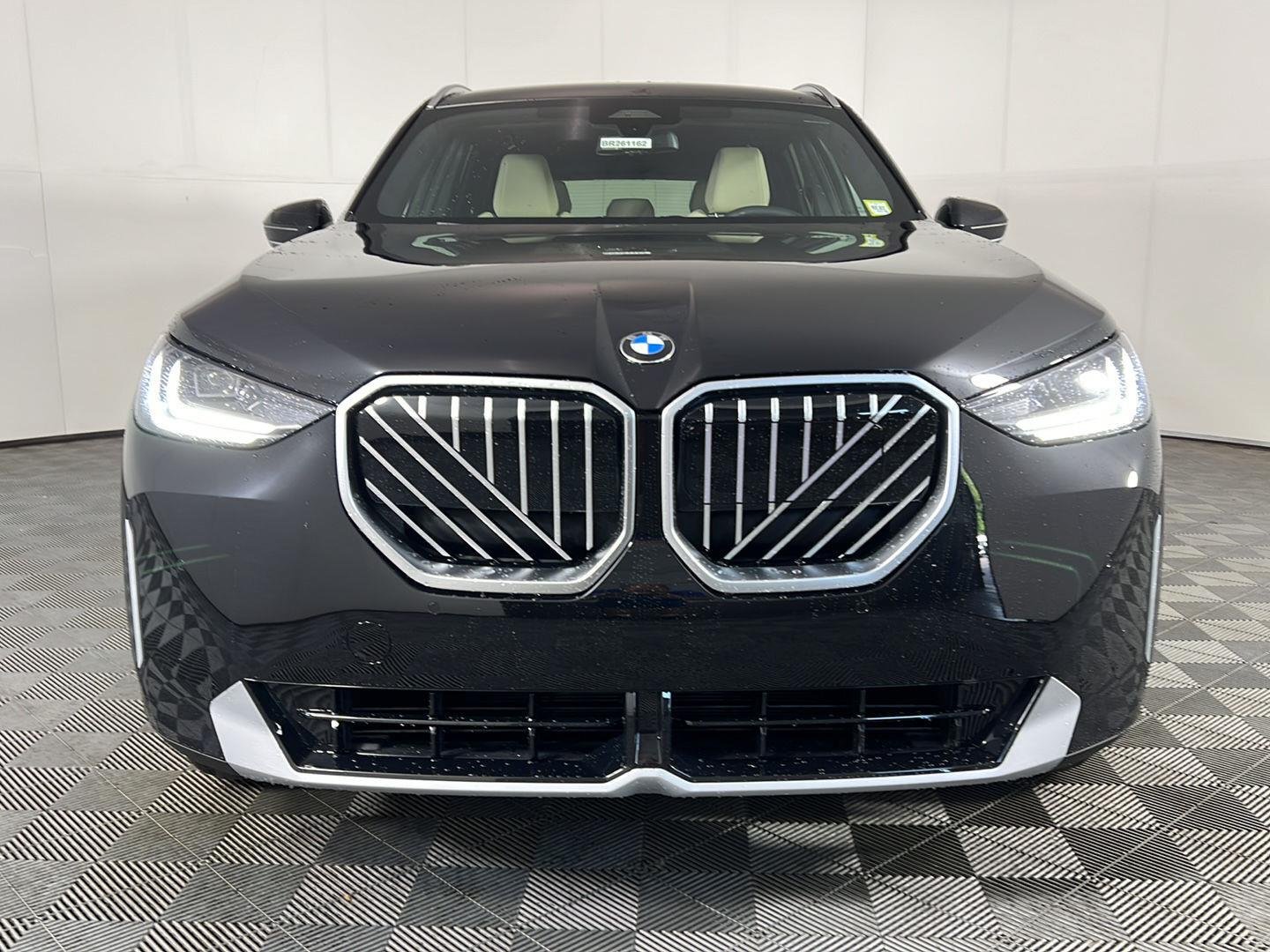 New 2026 Black Sapphire Metallic BMW 30 xDrive image 18
