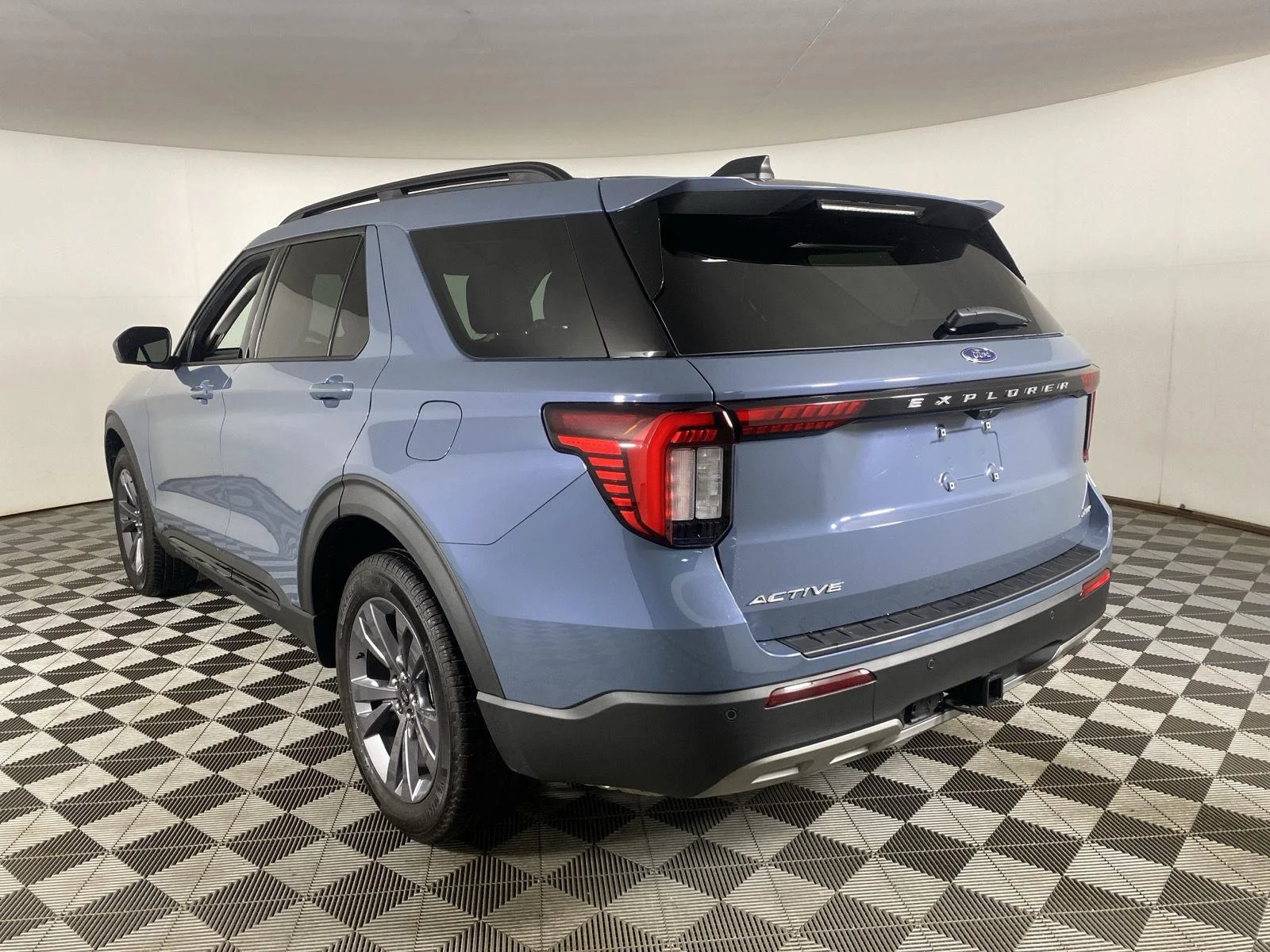 Used 2026 Vapor Blue Ford Active image 5