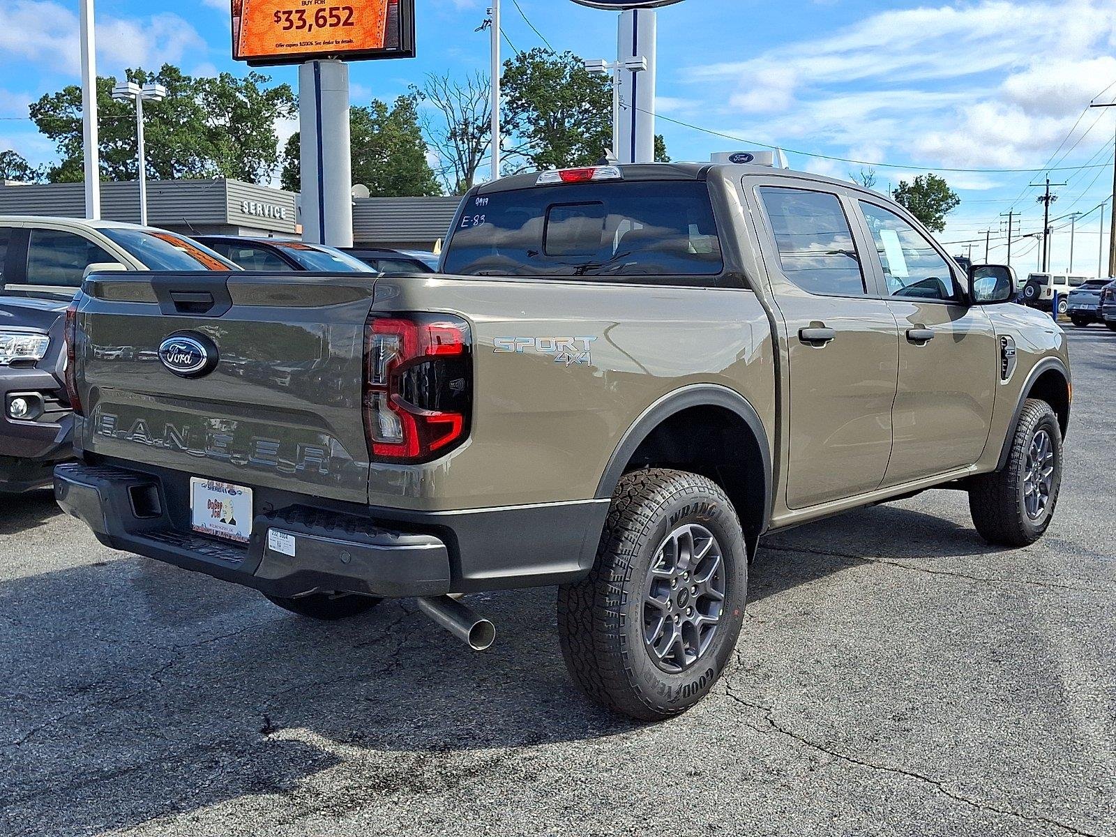 New 2026 Marsh Gray Ford XLT image 4