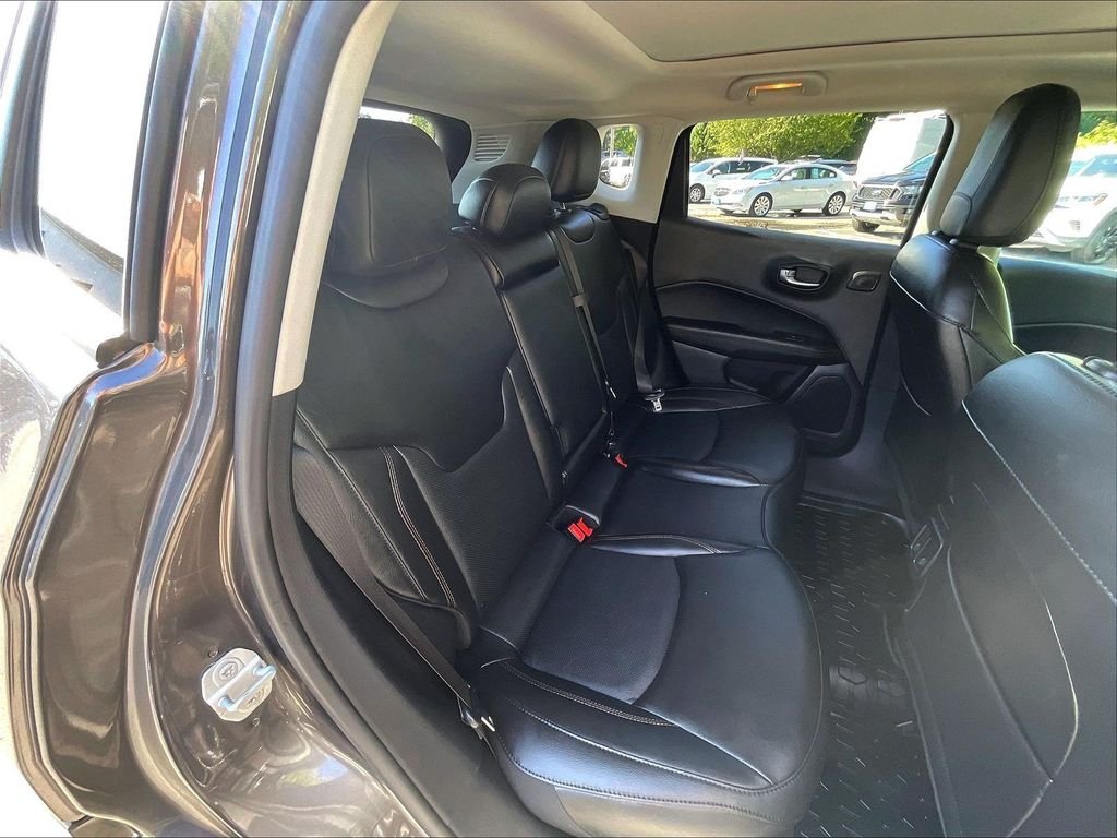 Used 2021 Gray Jeep Limited image 20