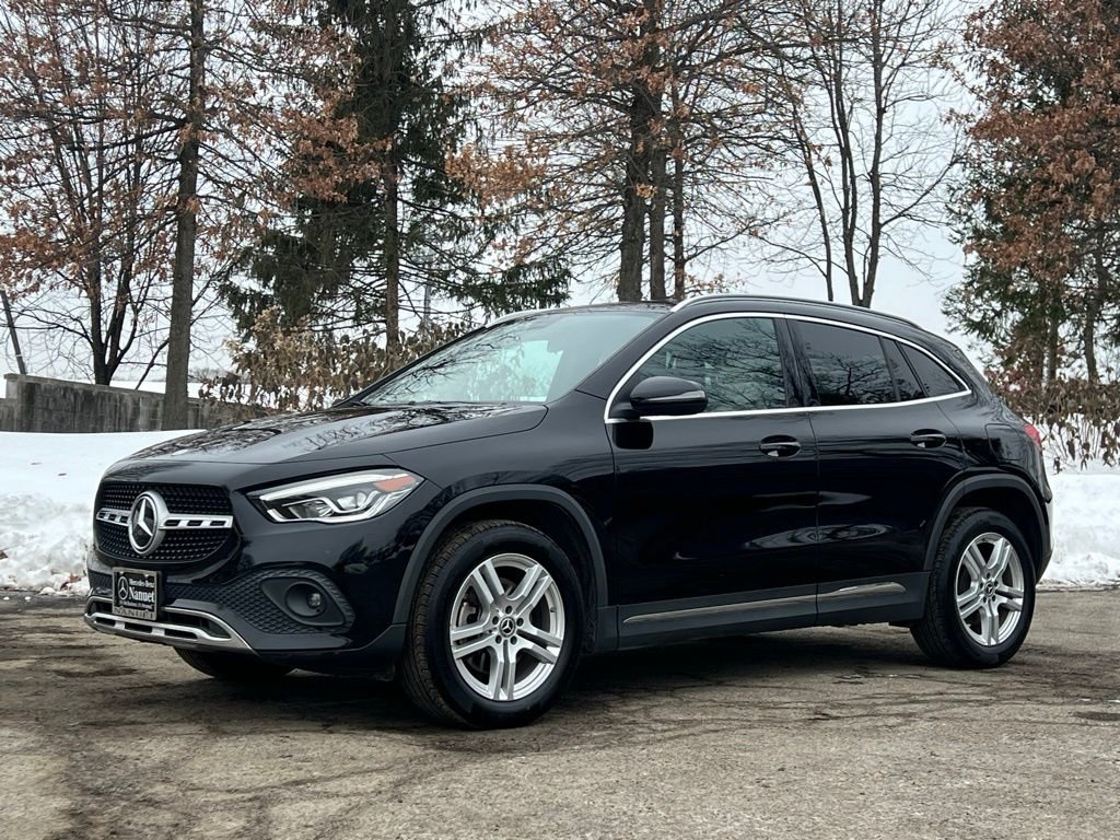 2023 Mercedes-Benz GLA Base