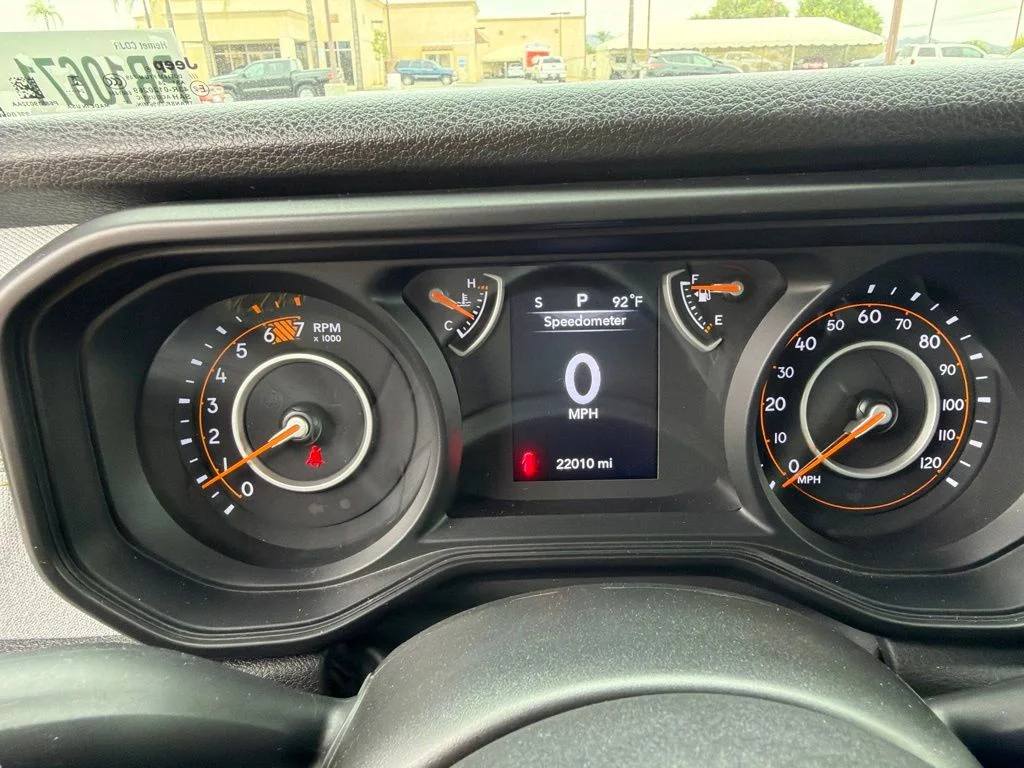 Used 2025 Gray Jeep Sport S image 16