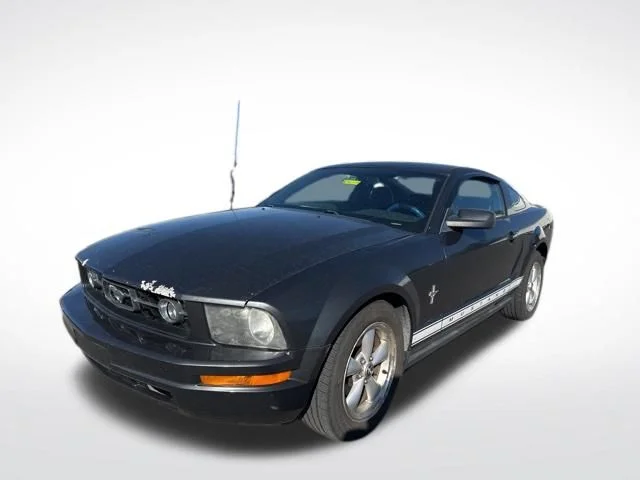 2007 Ford Mustang Deluxe