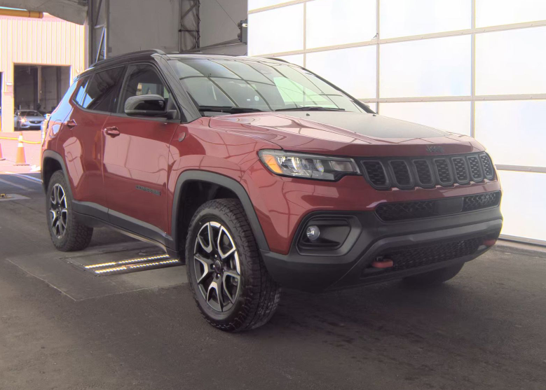 2025 Jeep Compass Trailhawk 4X4's photo