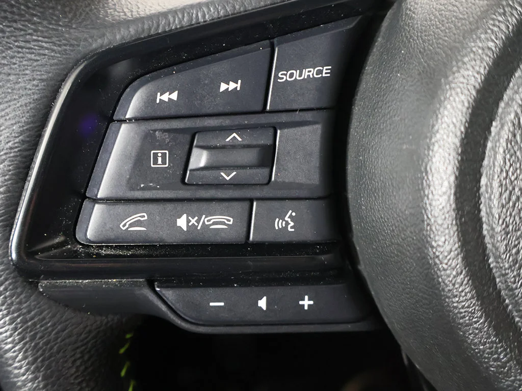 Used 2025 Black Subaru Onyx Edition image 43