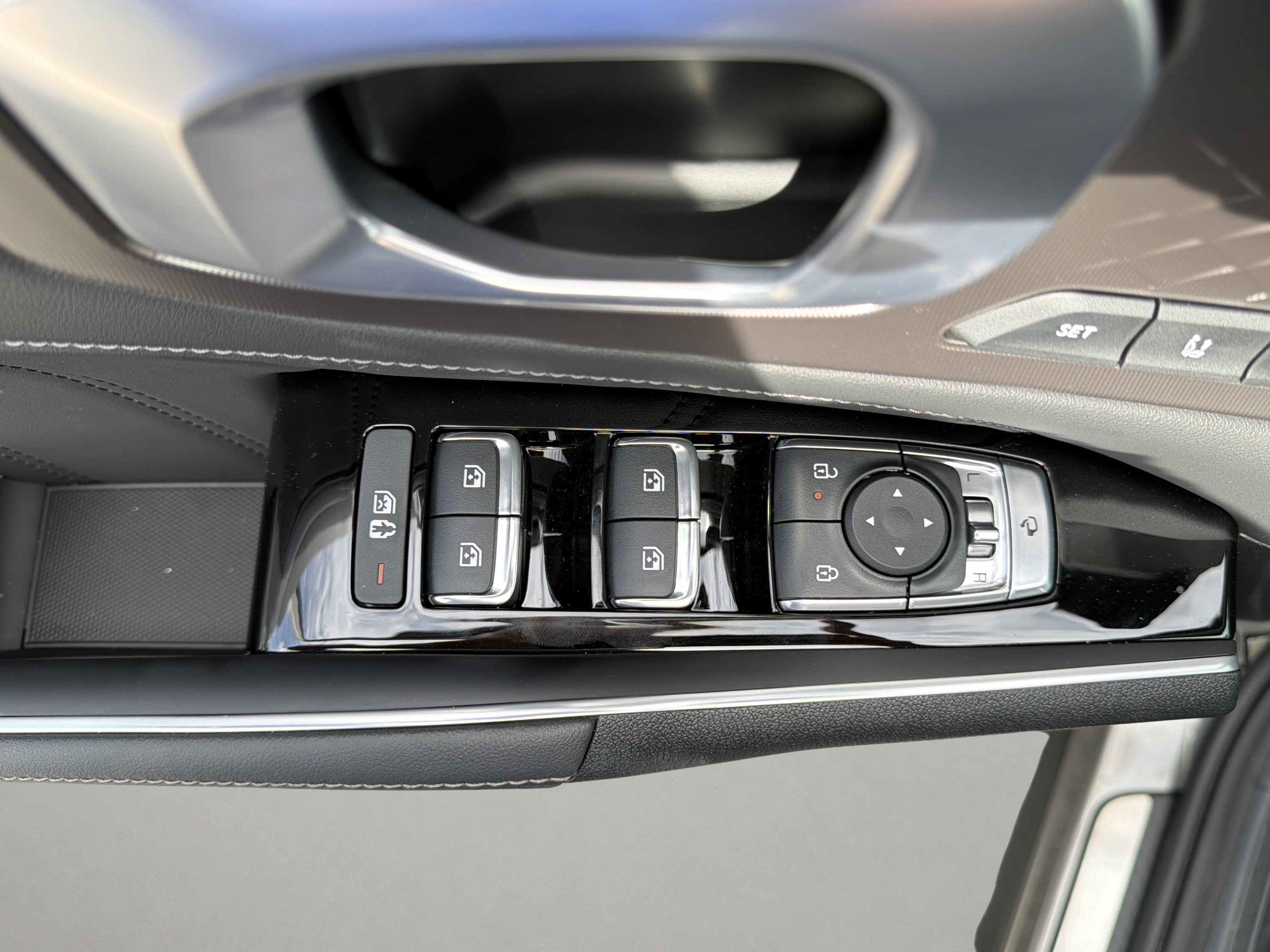 New 2026 Volcanic Sand Kia X-Line SX Prestige AWD image 19