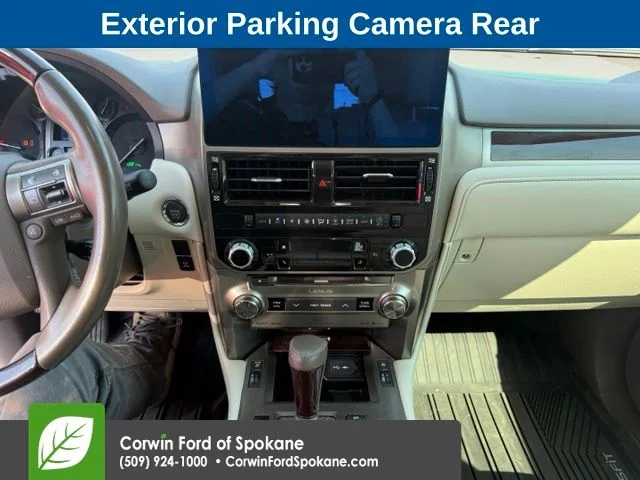 Used 2019 White Lexus 460 Luxury image 8