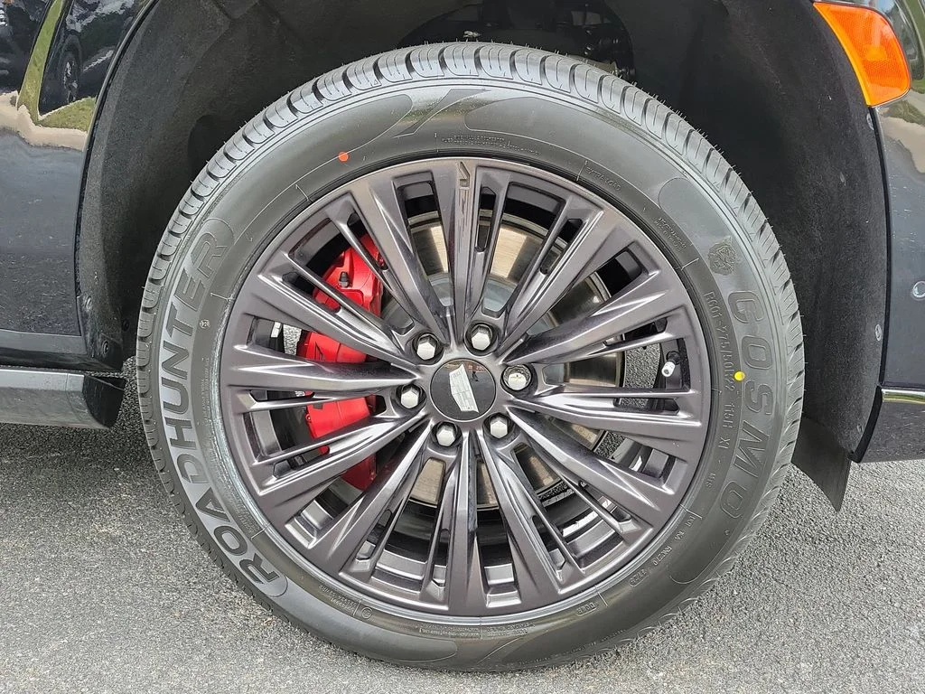 Used 2024 Black Cadillac V-Series image 8