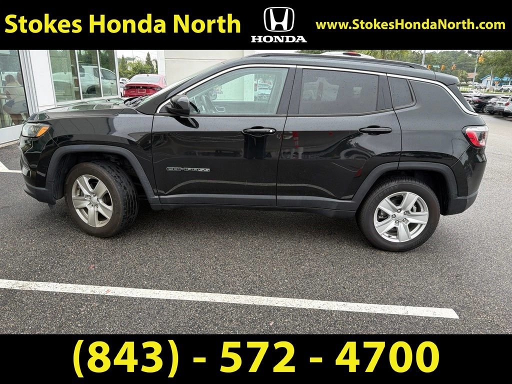 Used 2022 Black Jeep Latitude image 8