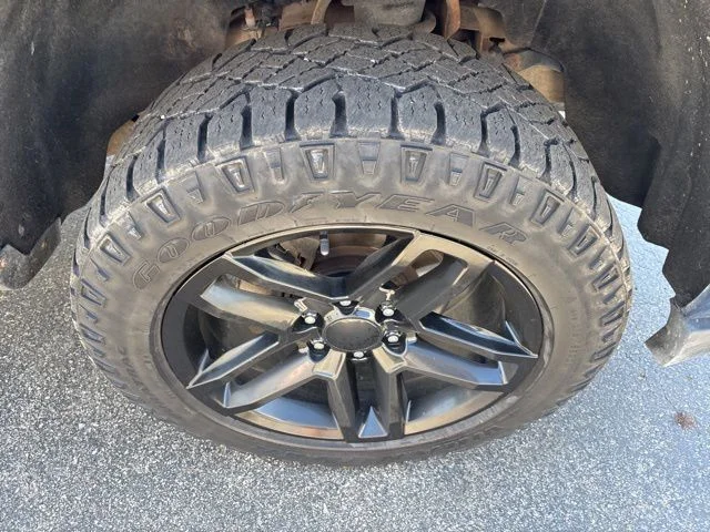 Used 2016 Deep Ocean Blue Metallic Chevrolet LTZ image 14