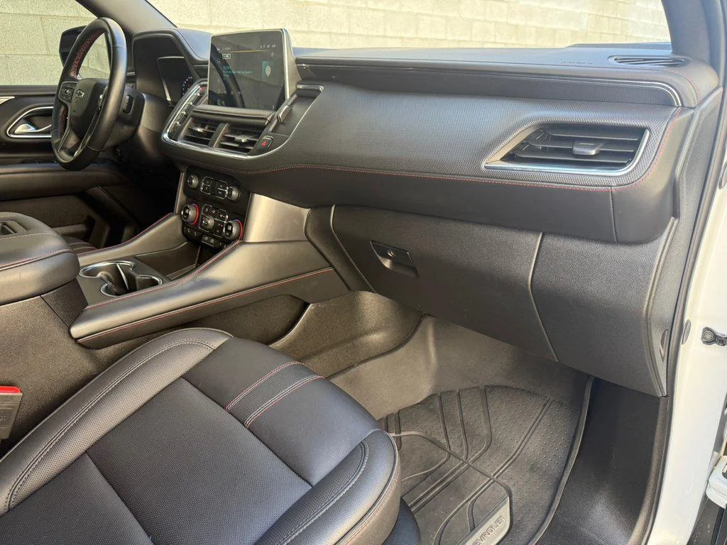 2024 Chevrolet Suburban RST - Photo 23