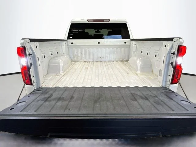 Used 2019 Beige Chevrolet RST image 25