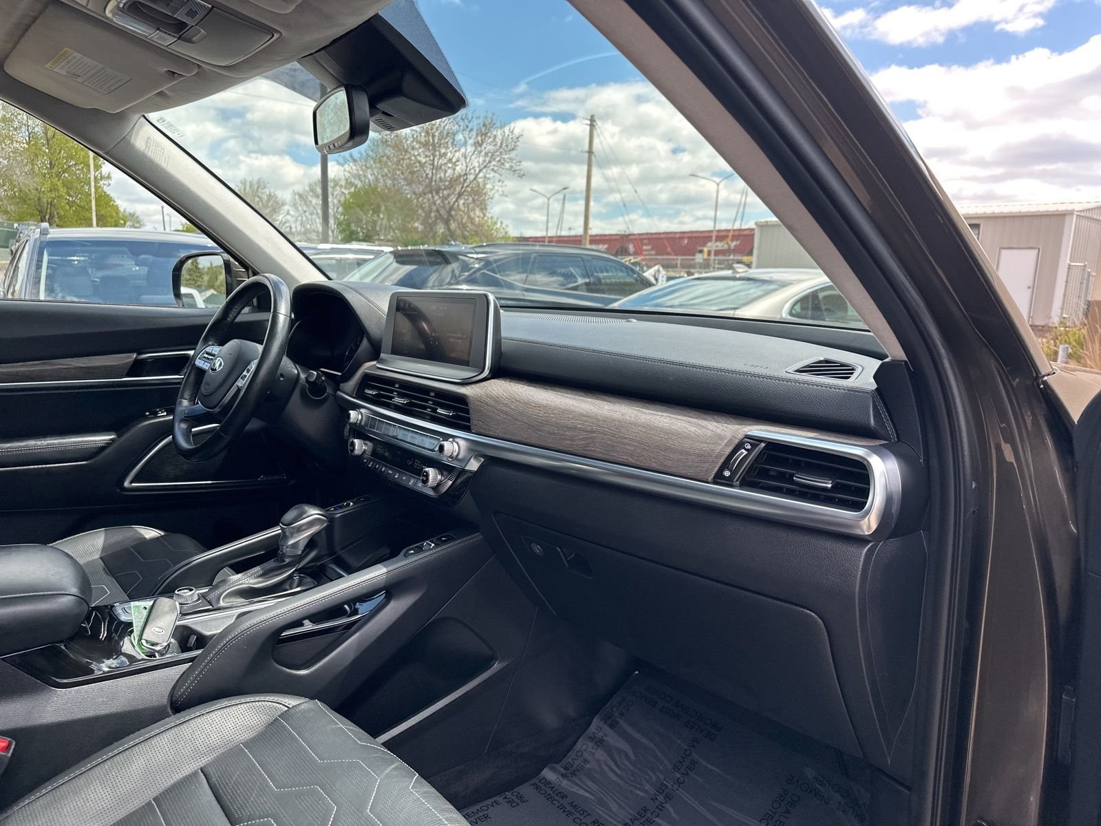 Used 2020 Green Kia SX image 36