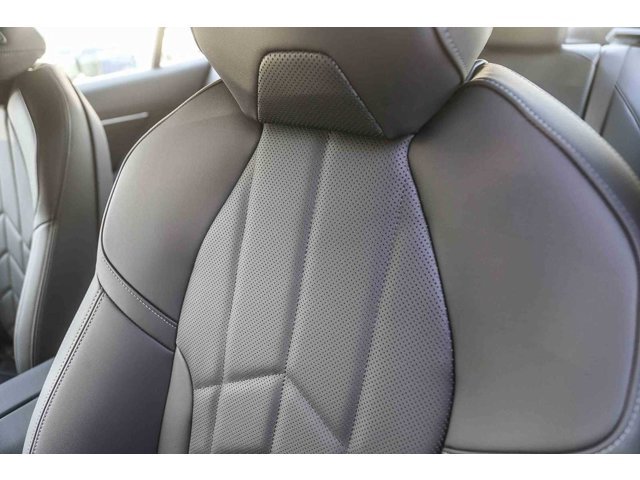 Used 2026 Black Sapphire Metallic BMW 530i image 20