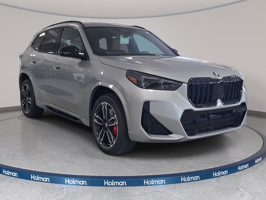 New 2026 Space Silver Metallic BMW xDrive28i image 3