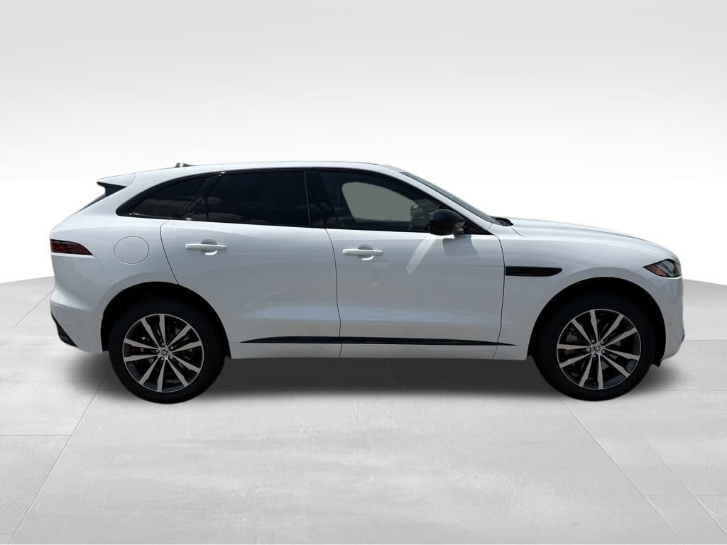 2026 Jaguar F-Pace R-Dynamic S - Photo 6