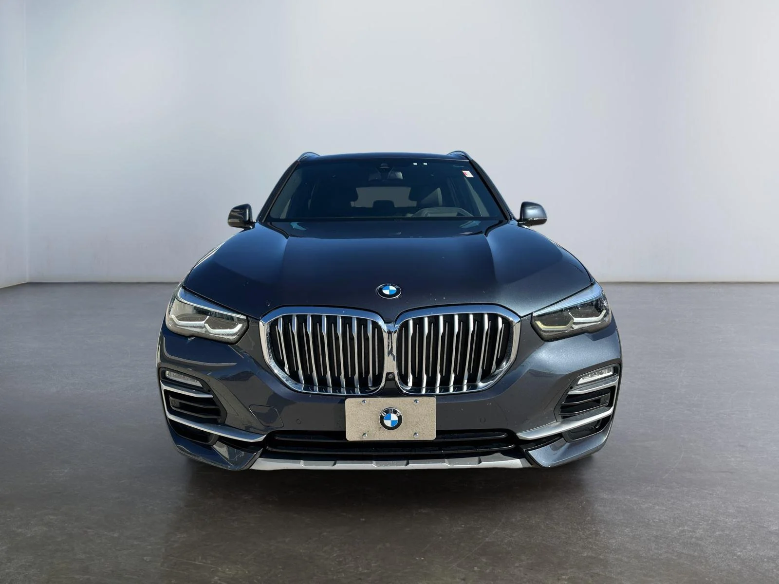 Used 2021 Arctic Grey Metallic BMW xDrive40i image 25
