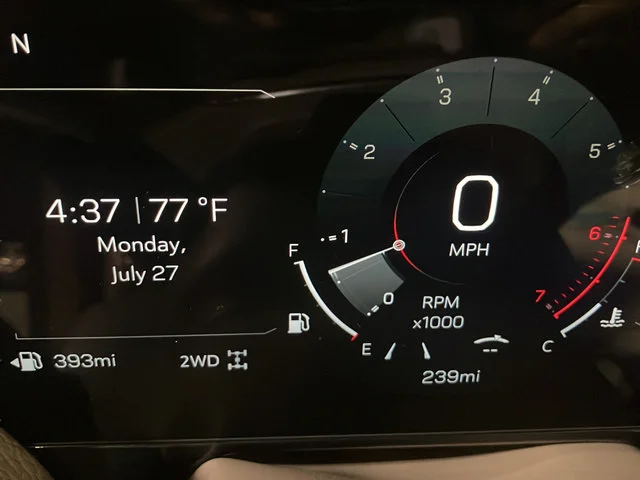 2026 GMC Yukon Denali - Photo 35