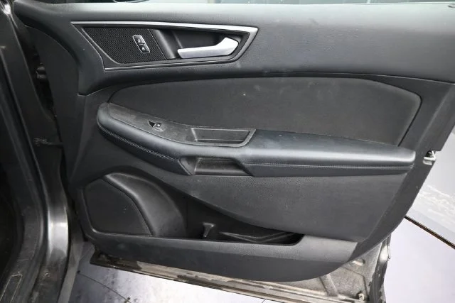 Used 2017 Gray Ford SE image 13