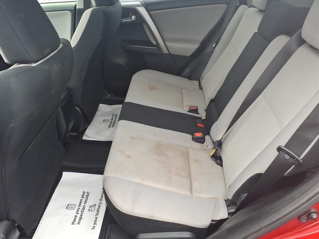 Used 2017 Red Toyota XLE image 14