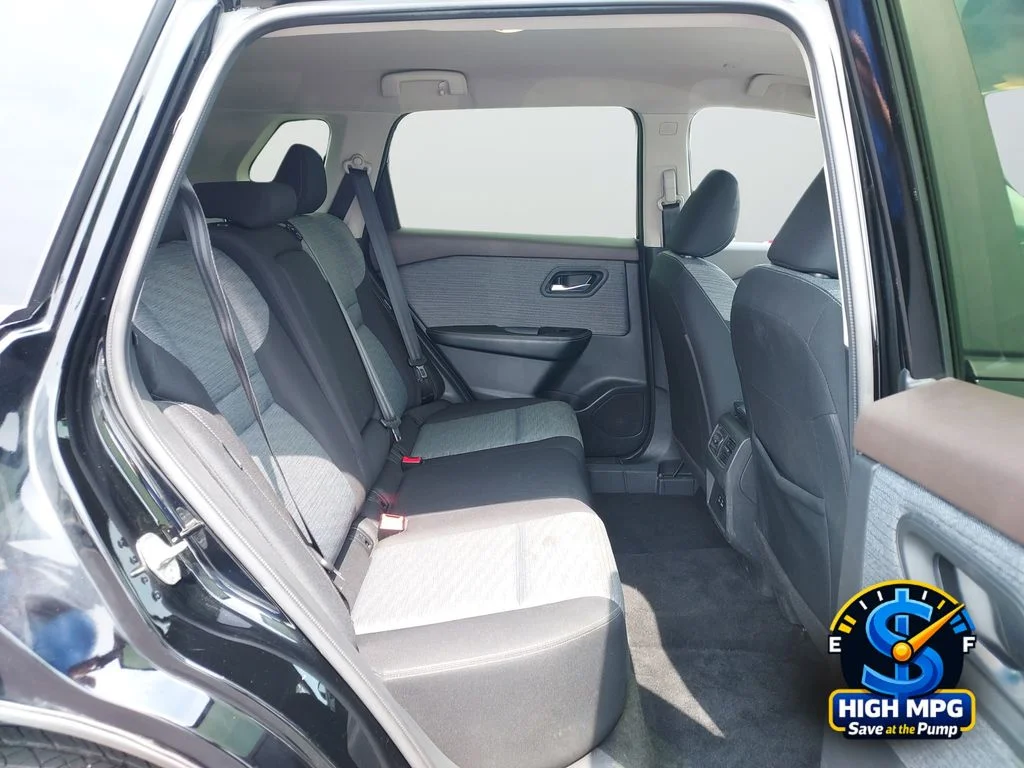 Used 2023 Black Nissan SV image 26