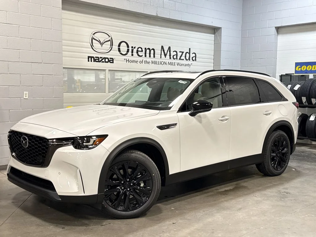 2026 Mazda CX-90 PHEV Premium Package's photo