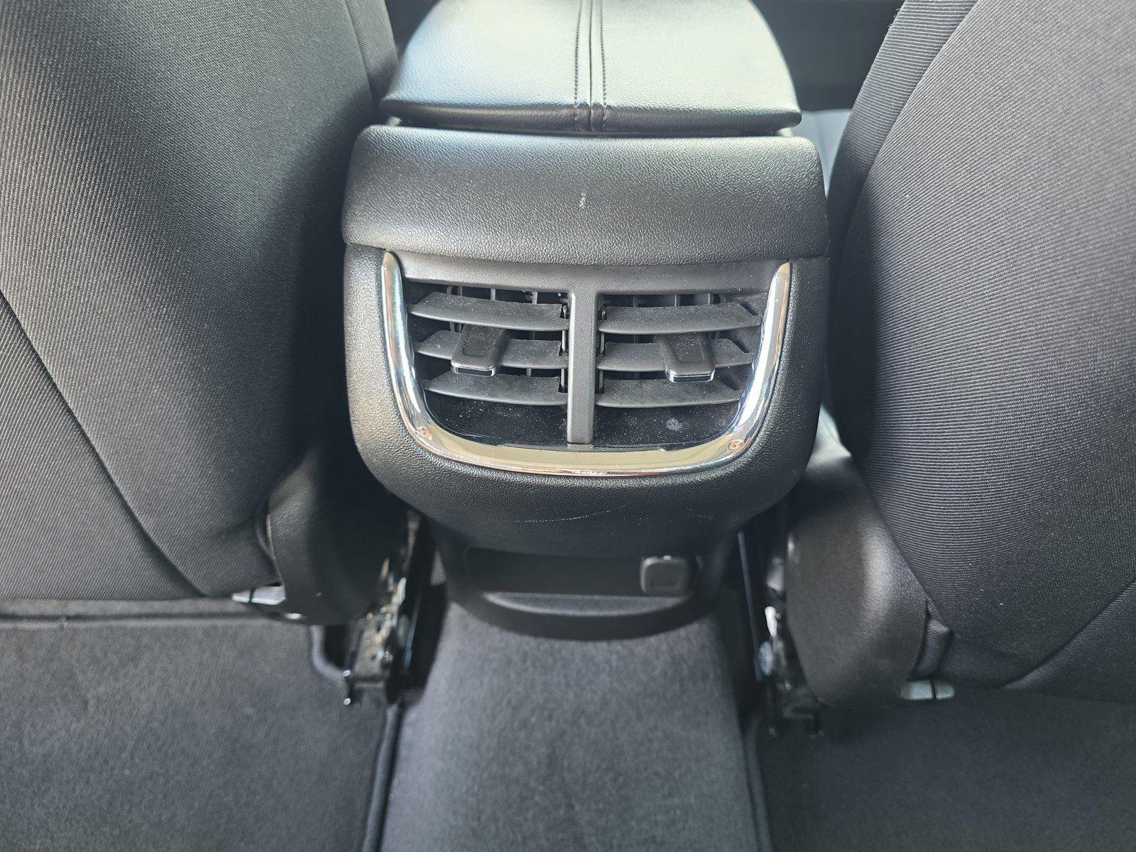 Used 2024 Summit White Chevrolet LT image 30