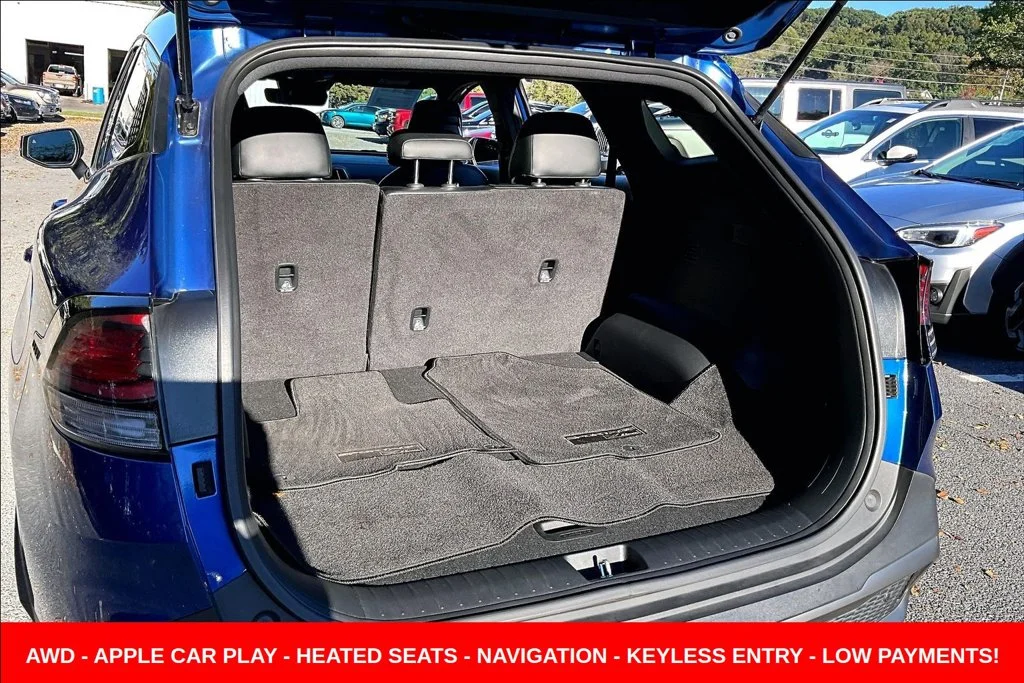 Used 2024 Blue Kia X-Line image 27