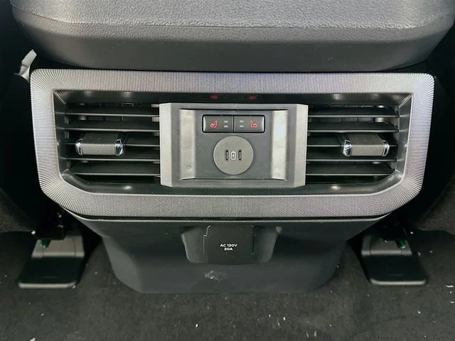 New 2026 Ford F-250SD Platinum