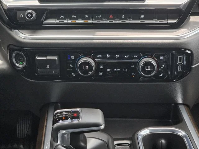 Used 2025 Beige Chevrolet High Country image 16
