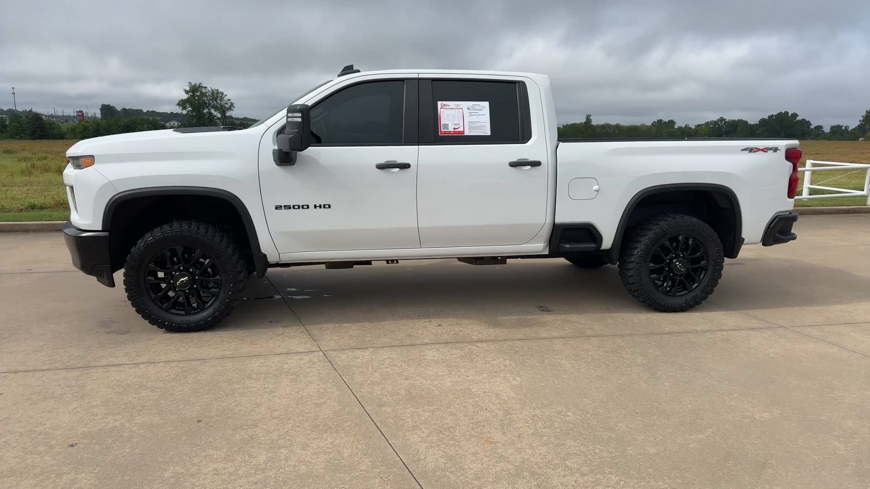 Used 2023 Summit White Chevrolet Custom image 6
